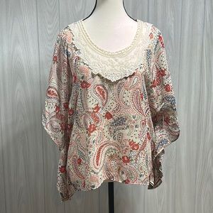 Wallpapher cover up size small